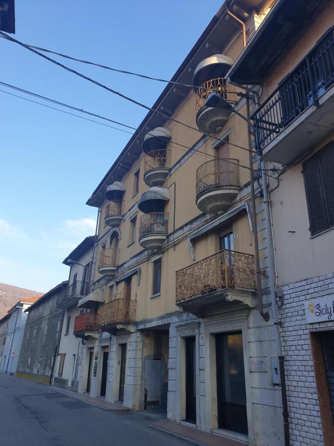 Morenikahome Borgofranco d'Ivrea Exterior foto